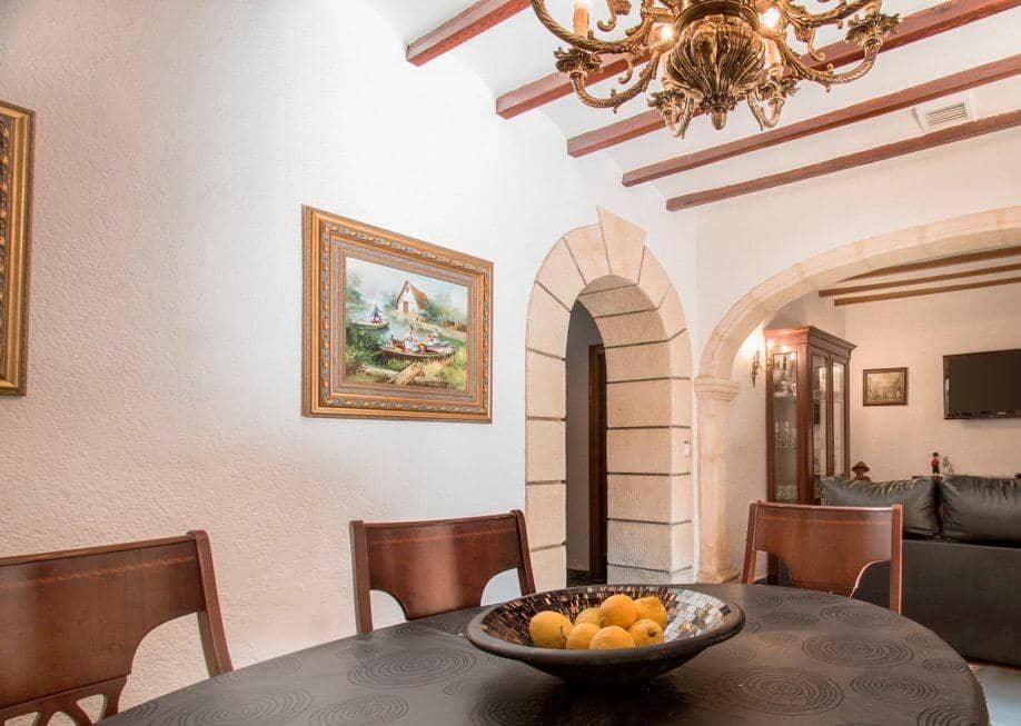 4 bedroom Finca/Country House for rent in Teulada with pool garage - € 3,000 (Ref: 10102631)