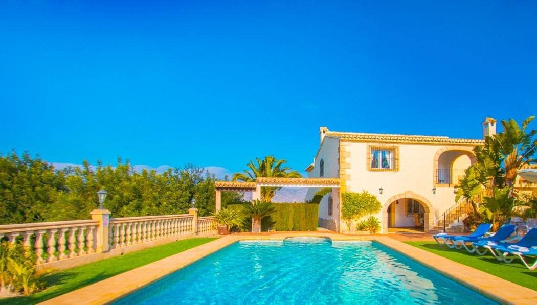 4 bedroom Finca/Country House for rent in Teulada with pool garage - € 3,000 (Ref: 10102631)