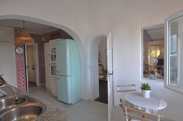 4 makuuhuone Huvila myytävänä paikassa Moraira, Teulada-Moraira mukana uima-altaan 
autotalli - 1 599 000 € (Ref: 10120225)