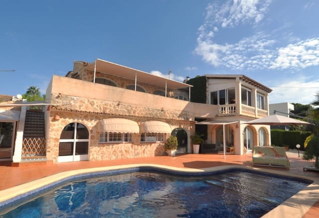 4 makuuhuone Huvila myytävänä paikassa Moraira, Teulada-Moraira mukana uima-altaan 
autotalli - 1 599 000 € (Ref: 10120225)