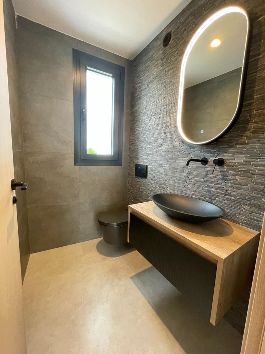 3 bedroom Villa for sale in Moraira with pool garage - € 2,250,000 (Ref: 3804676)