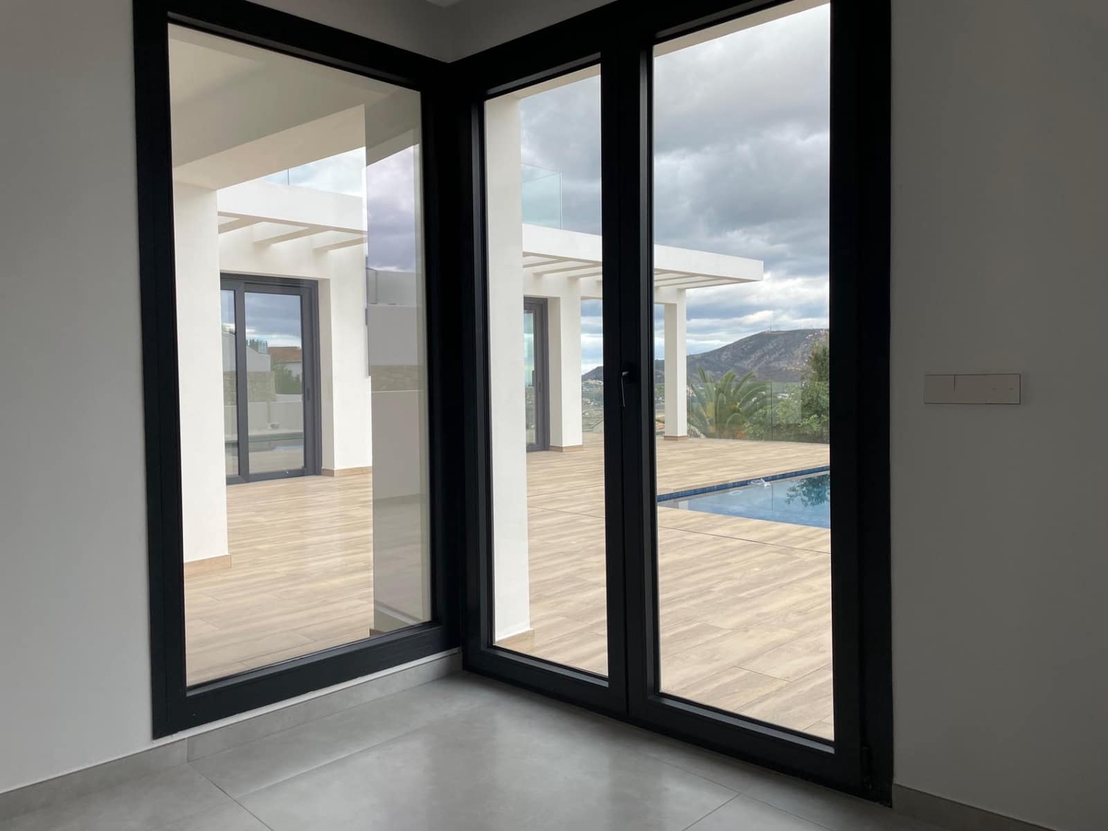 3 bedroom Villa for sale in Moraira with pool garage - € 2,250,000 (Ref: 3804676)