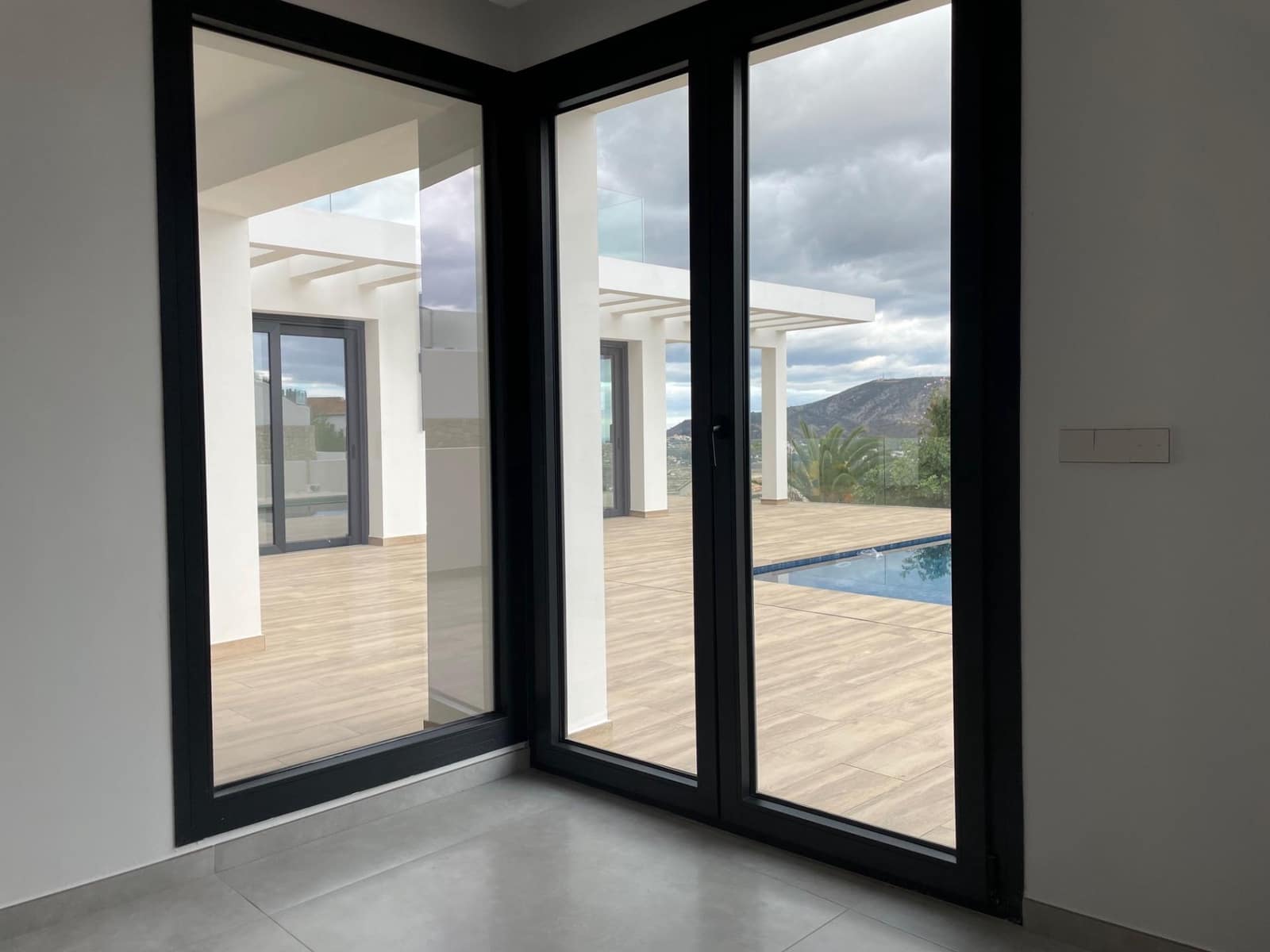 3 bedroom Villa for sale in Moraira with pool garage - € 2,250,000 (Ref: 3804676)