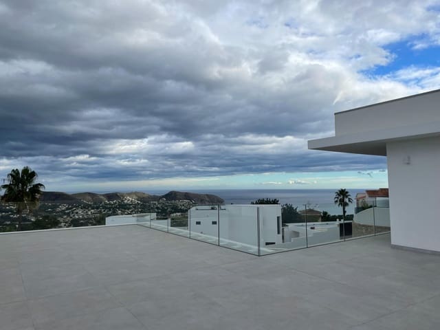 3 soveværelse Villa til salg i Moraira, Teulada-Moraira med swimmingpool garage - € 2.250.000 (Ref: 3804676)
