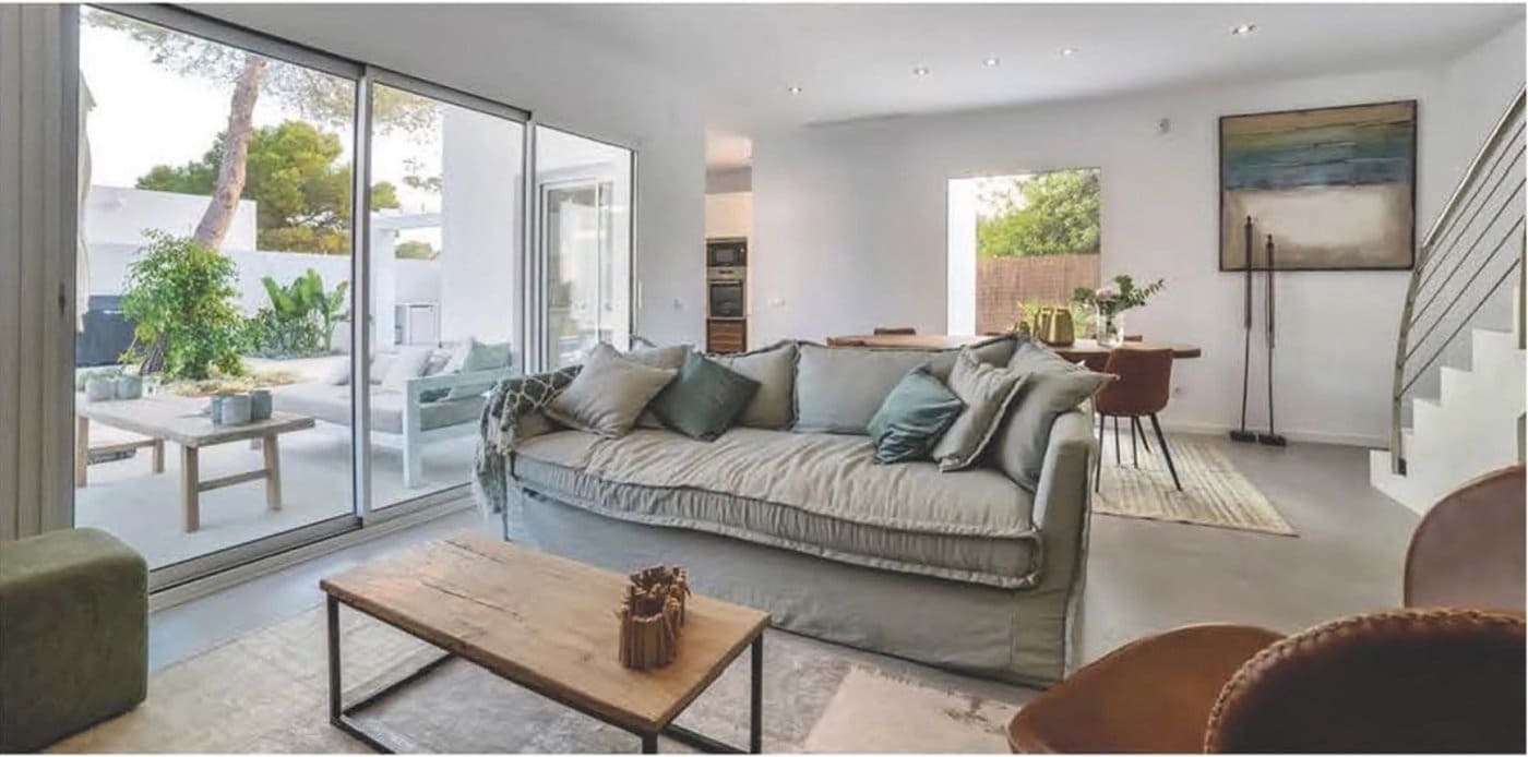 4 bedroom Villa for sale in Moraira with pool - € 1,399,000 (Ref: 6448819)