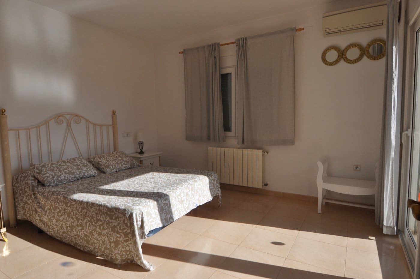 4 bedroom Villa for rent in Moraira with pool - € 2,800 (Ref: 6524447)