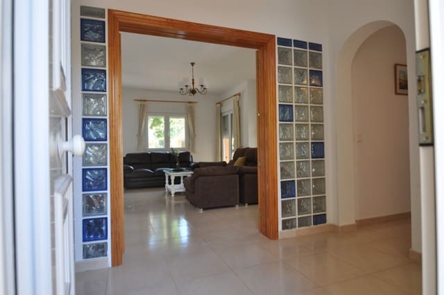 4 soveværelse Villa til leje i Moraira, Teulada-Moraira med swimmingpool - € 2.800 (Ref: 6524447)