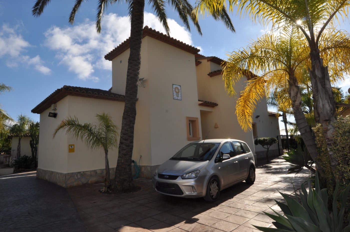 4 bedroom Villa for rent in Moraira with pool - € 2,800 (Ref: 6524447)