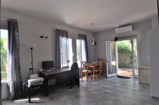 9 slaapkamer Villa te koop in Moraira, Teulada-Moraira - € 699.000 (Ref: 7026167)