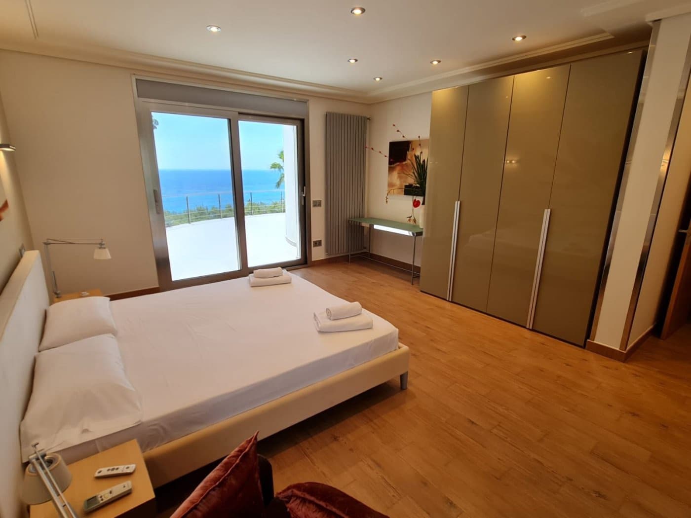 Chalet de 4 habitaciones en Calpe / Calp en venta con piscina garaje - 3.200.000 € (Ref: 7197364)