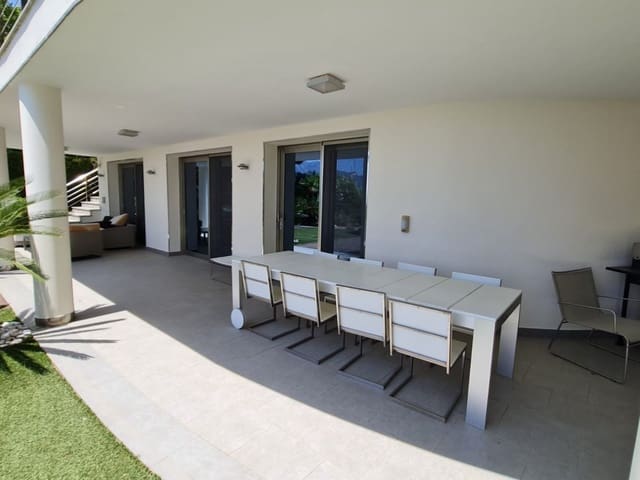 Chalet de 4 habitaciones en Calpe / Calp en venta con piscina garaje - 3.200.000 € (Ref: 7197364)