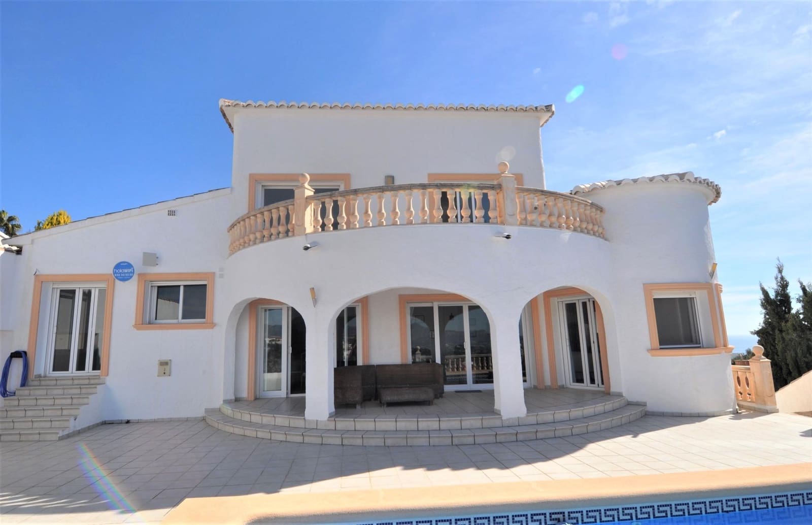 Chalet de 4 habitaciones en Cumbre del Sol en venta con piscina garaje - 975.000 € (Ref: 7453378)