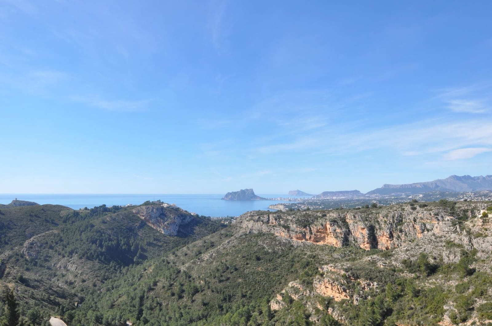 Chalet de 4 habitaciones en Cumbre del Sol en venta con piscina garaje - 975.000 € (Ref: 7453378)