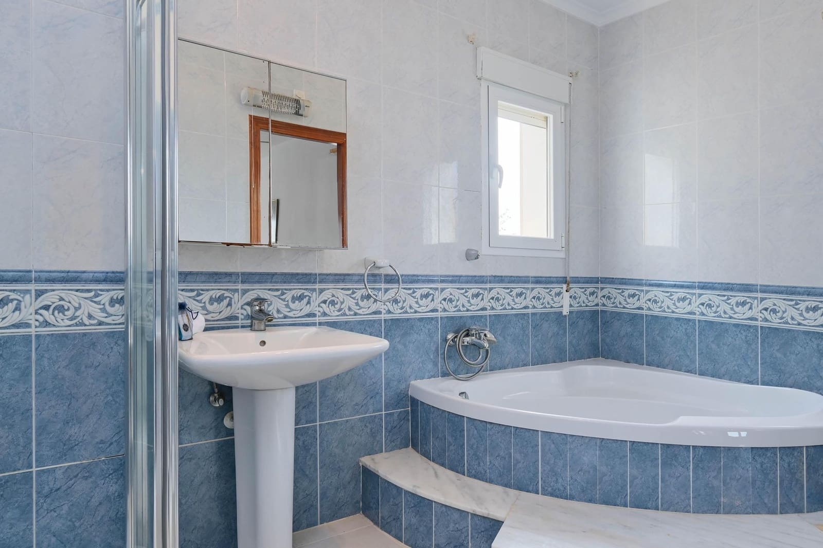 4 soveværelse Villa til salg i Cumbre del Sol med swimmingpool garage - € 975.000 (Ref: 7453378)