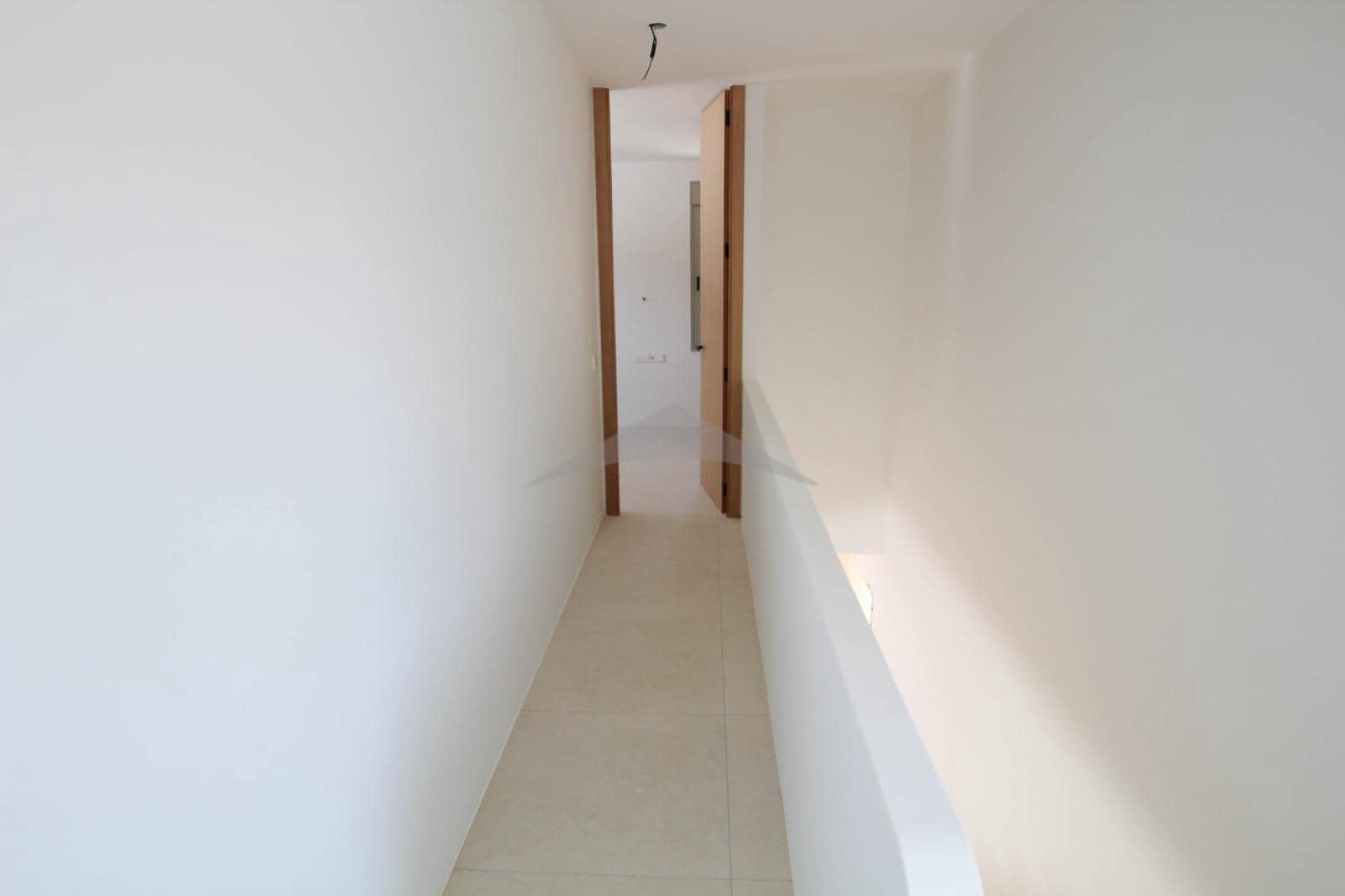 3 slaapkamer Villa te koop in Moraira met zwembad - € 1.250.000 (Ref: 8142698)