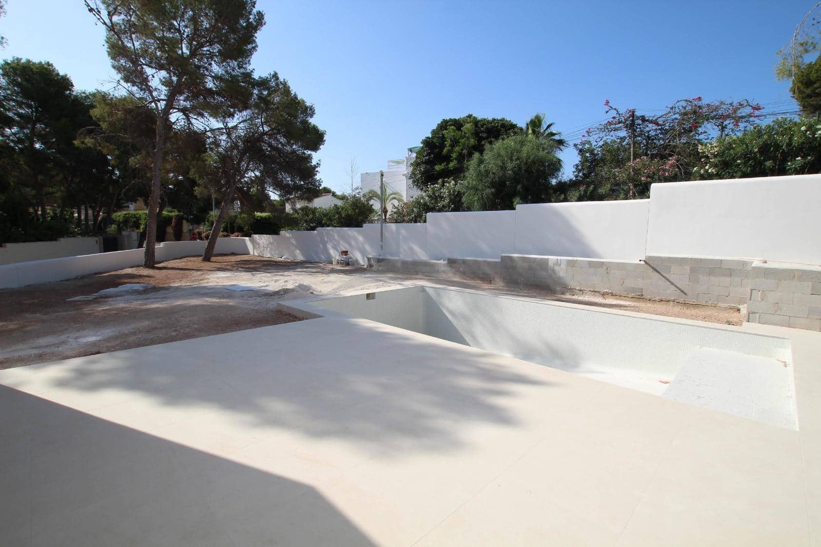 3 slaapkamer Villa te koop in Moraira met zwembad - € 1.250.000 (Ref: 8142698)