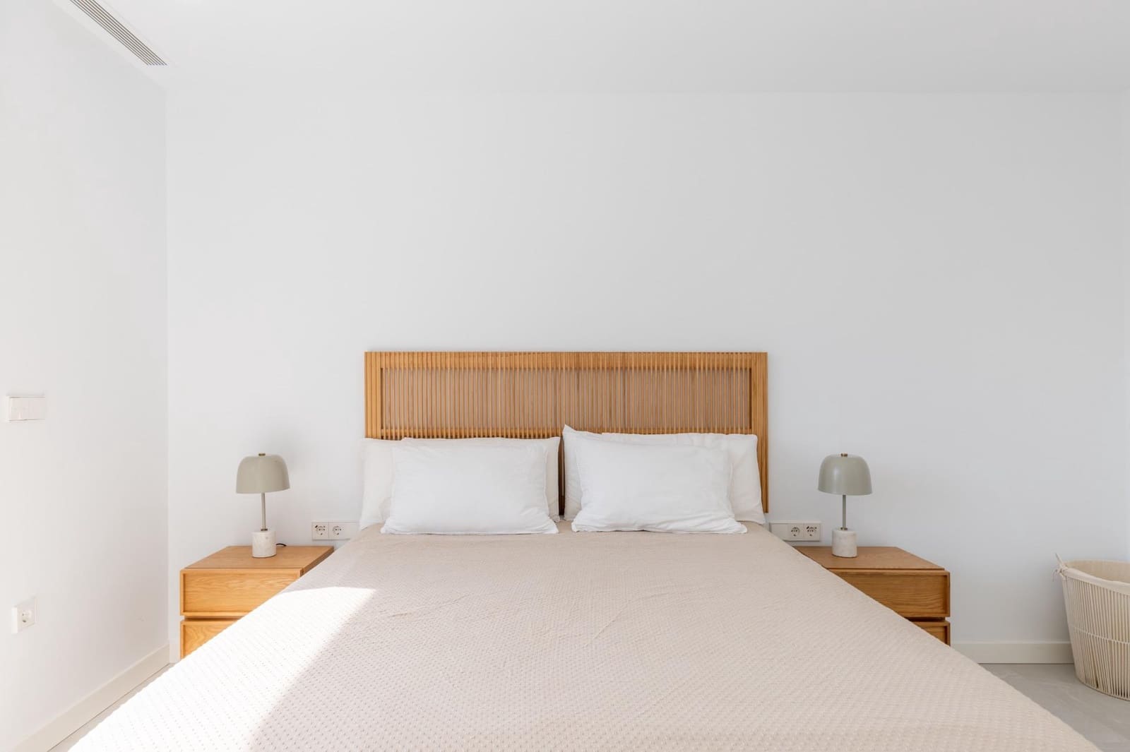 4 bedroom Villa for sale in Benissa with pool - € 1,250,000 (Ref: 8556956)