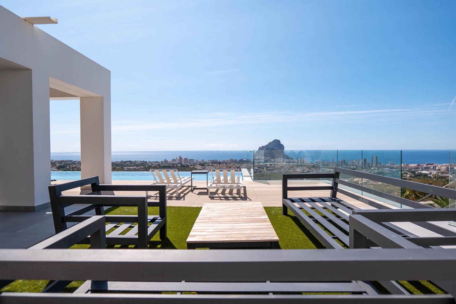 4 Zimmer Villa zu verkaufen in Calpe / Calp mit Pool Garage - 2.825.000 € (Ref: 8662740)