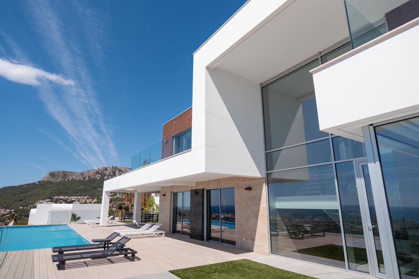 4 Zimmer Villa zu verkaufen in Calpe / Calp mit Pool Garage - 2.825.000 € (Ref: 8662740)