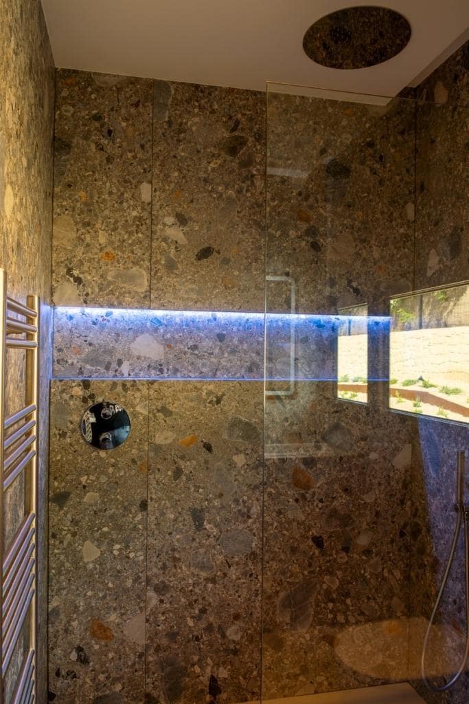 4 bedroom Villa for sale in Benissa with pool garage - € 1,370,000 (Ref: 8910970)