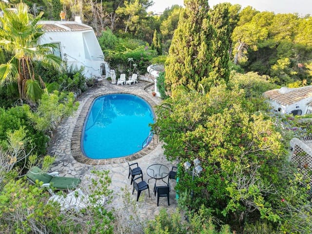 6 Zimmer Villa zu verkaufen in Cap Martí - El Tossalet - Pinomar, Javea / Xàbia mit Garage - 950.000 € (Ref: 9031411)