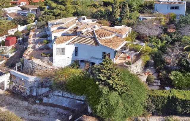 6 Zimmer Villa zu verkaufen in Cap Martí - El Tossalet - Pinomar, Javea / Xàbia mit Garage - 950.000 € (Ref: 9031411)