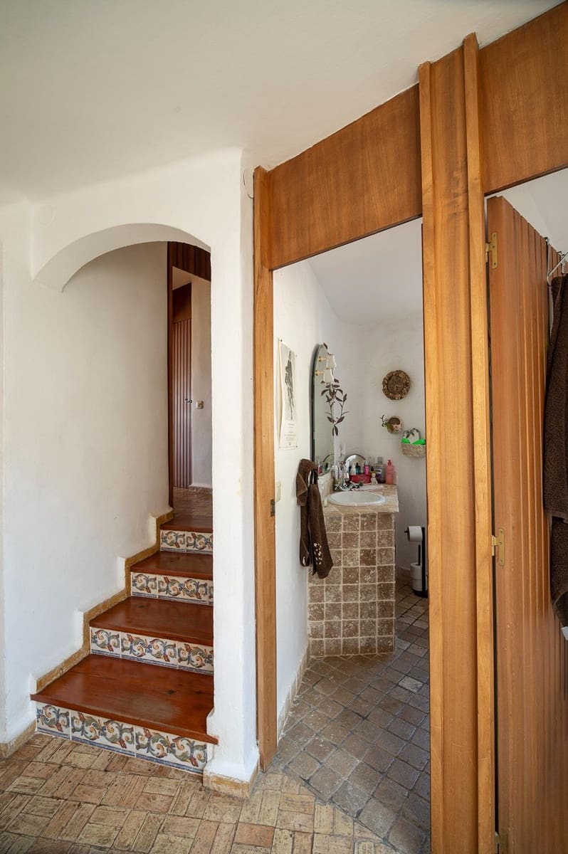 6 bedroom Villa for sale in Javea / Xabia with pool garage - € 1,090,000 (Ref: 9031411)