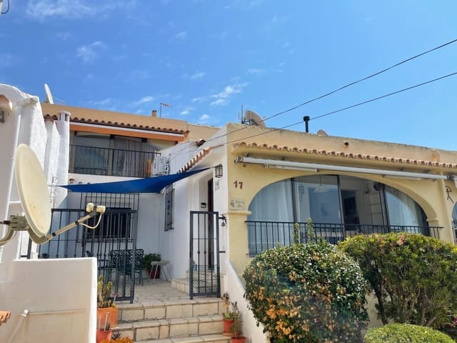 1 slaapkamer Rijtjeshuis te huur in Moraira, Teulada-Moraira met zwembad garage - € 900 (Ref: 9165724)