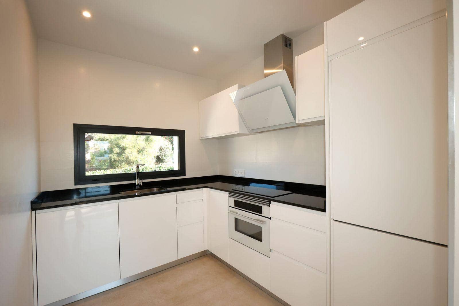 4 quarto Moradia para venda em Calpe / Calp - 840 000 € (Ref: 9338002)