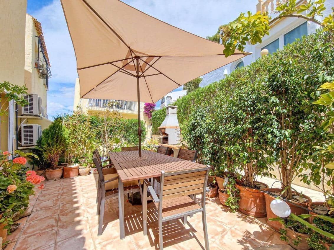 2 bedroom Apartment for rent in Moraira with pool - € 1,250 (Ref: 9415901)