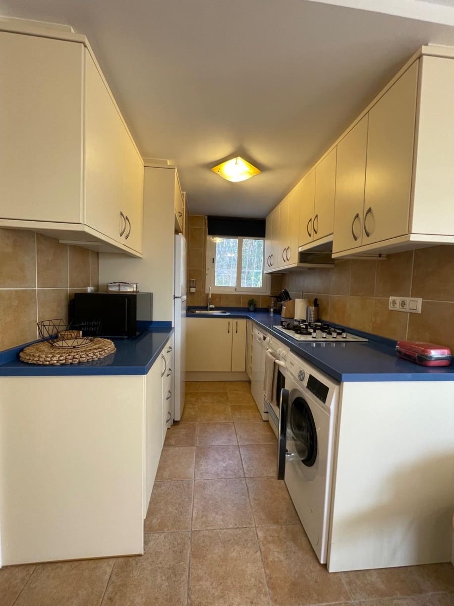 2 slaapkamer Appartement te huur in Moraira met zwembad - € 1.250 (Ref: 9415901)