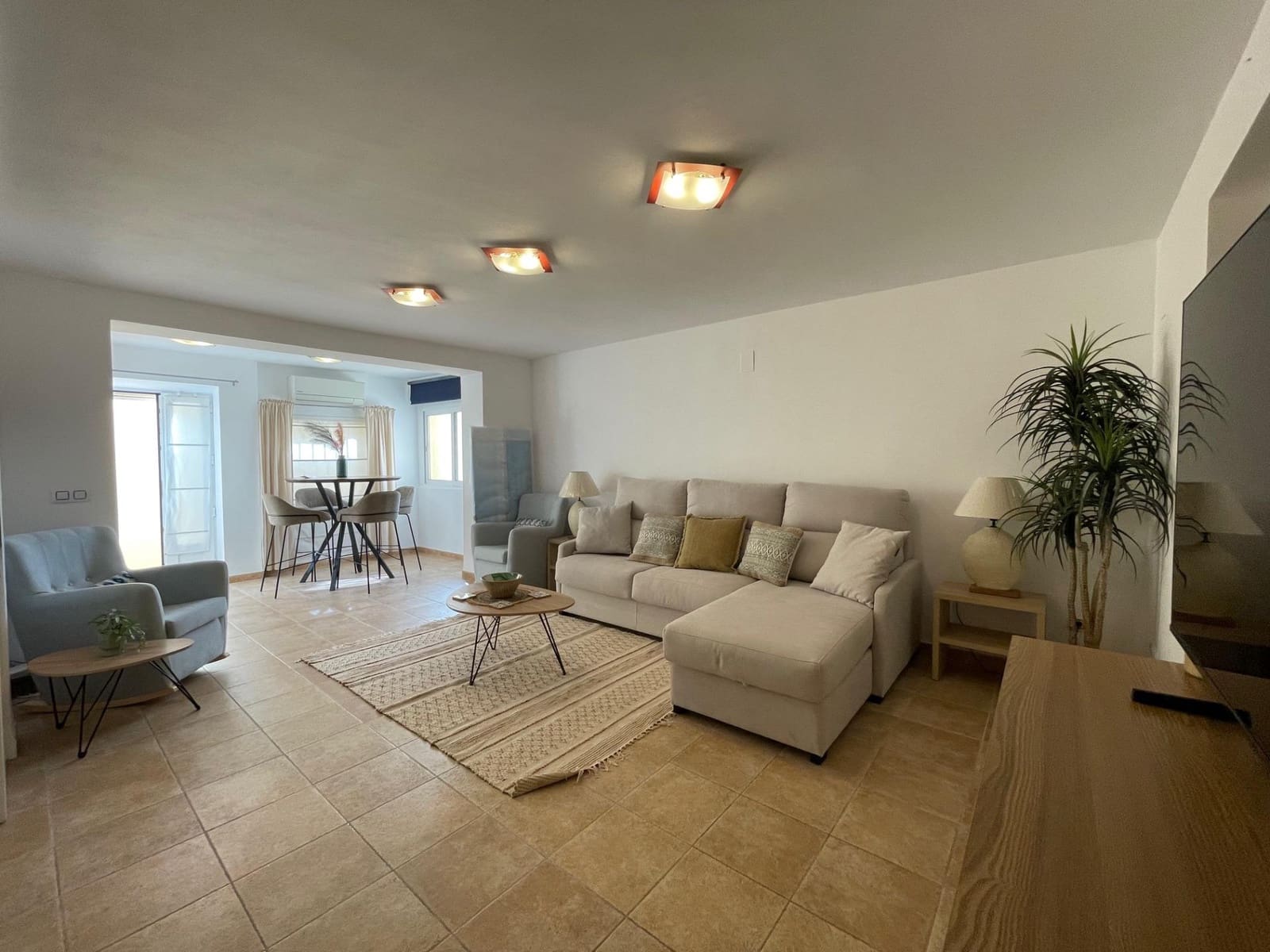 Bungalow de 2 chambres à louer à Moraira avec piscine garage - 1 250 € (Ref: 9415901)