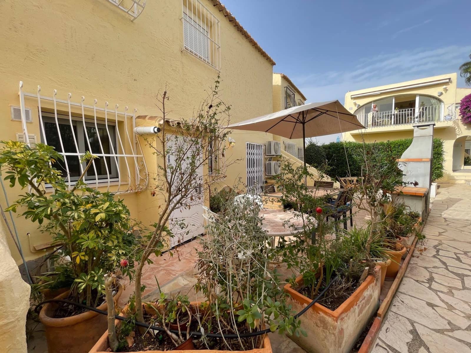 Bungalow de 2 chambres à louer à Moraira avec piscine garage - 1 250 € (Ref: 9415901)