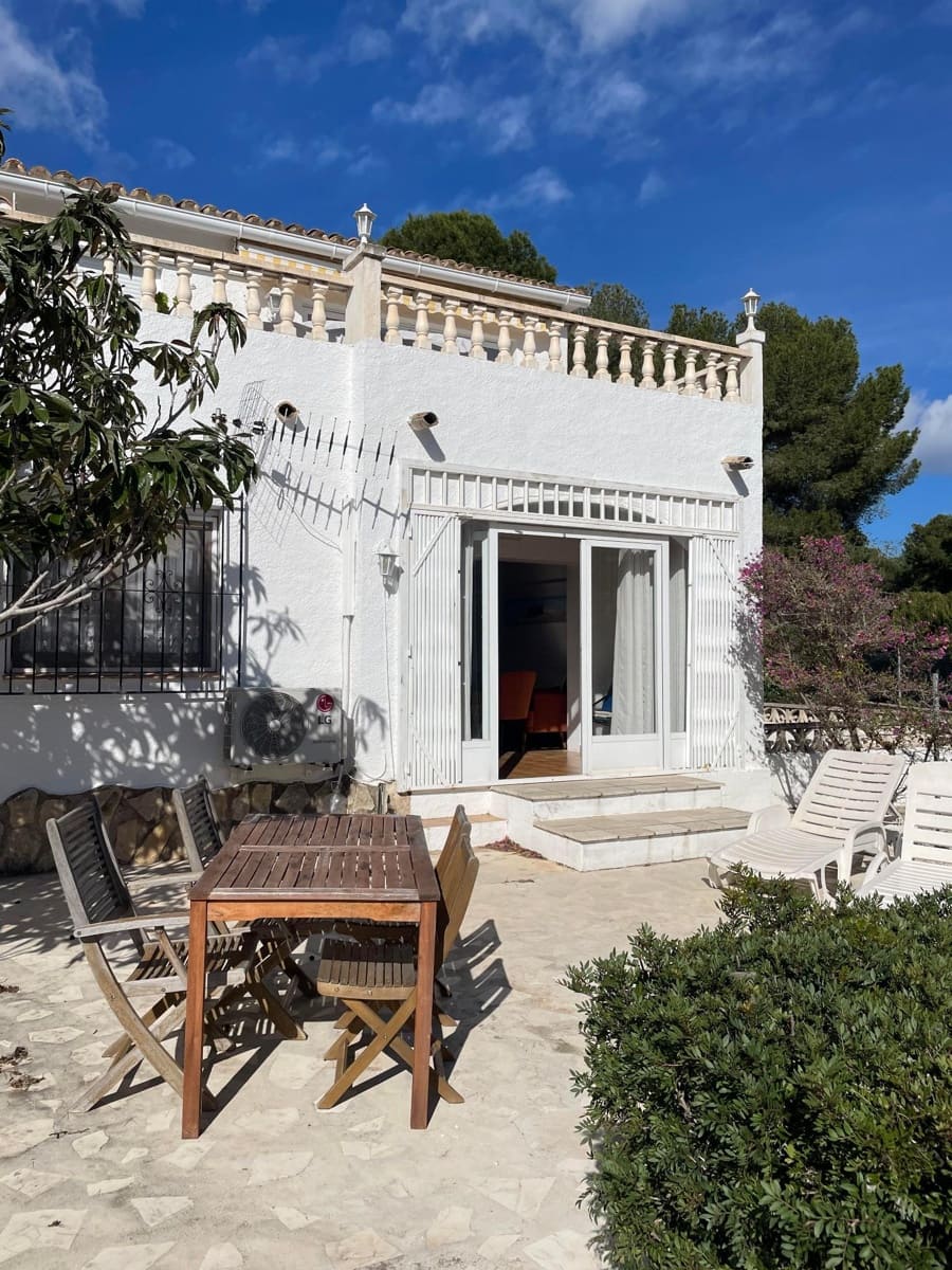 2 bedroom Apartment for sale in Moraira - € 230,000 (Ref: 9437786)