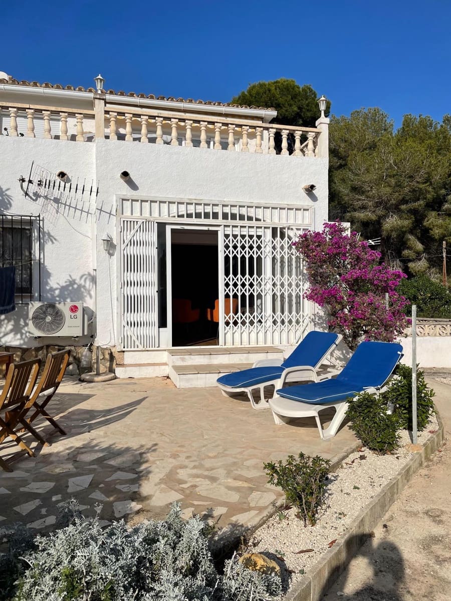 2 bedroom Apartment for sale in Moraira - € 230,000 (Ref: 9437786)