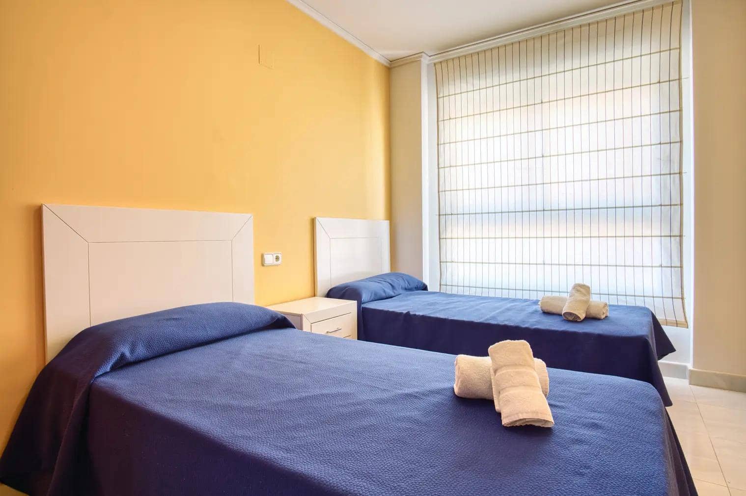 2 bedroom Apartment for rent in Calpe / Calp - € 1,600 (Ref: 9491305)