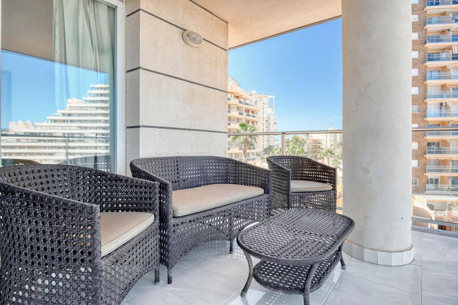 2 bedroom Apartment for rent in Calpe / Calp - € 1,600 (Ref: 9491305)