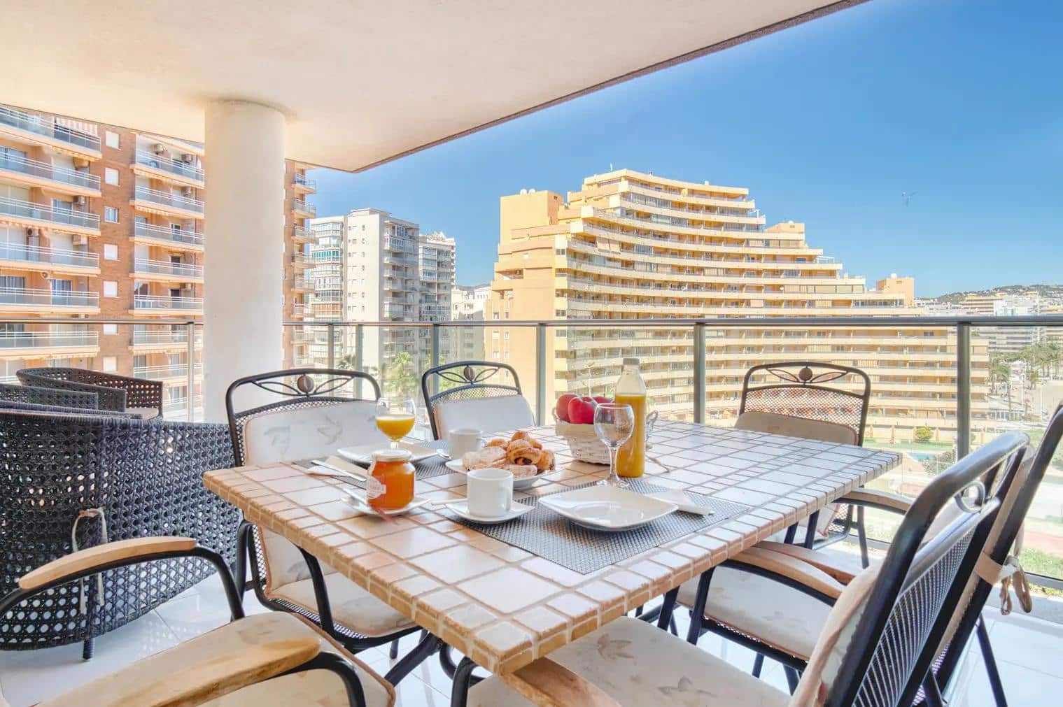 2 bedroom Apartment for rent in Calpe / Calp - € 1,600 (Ref: 9491305)