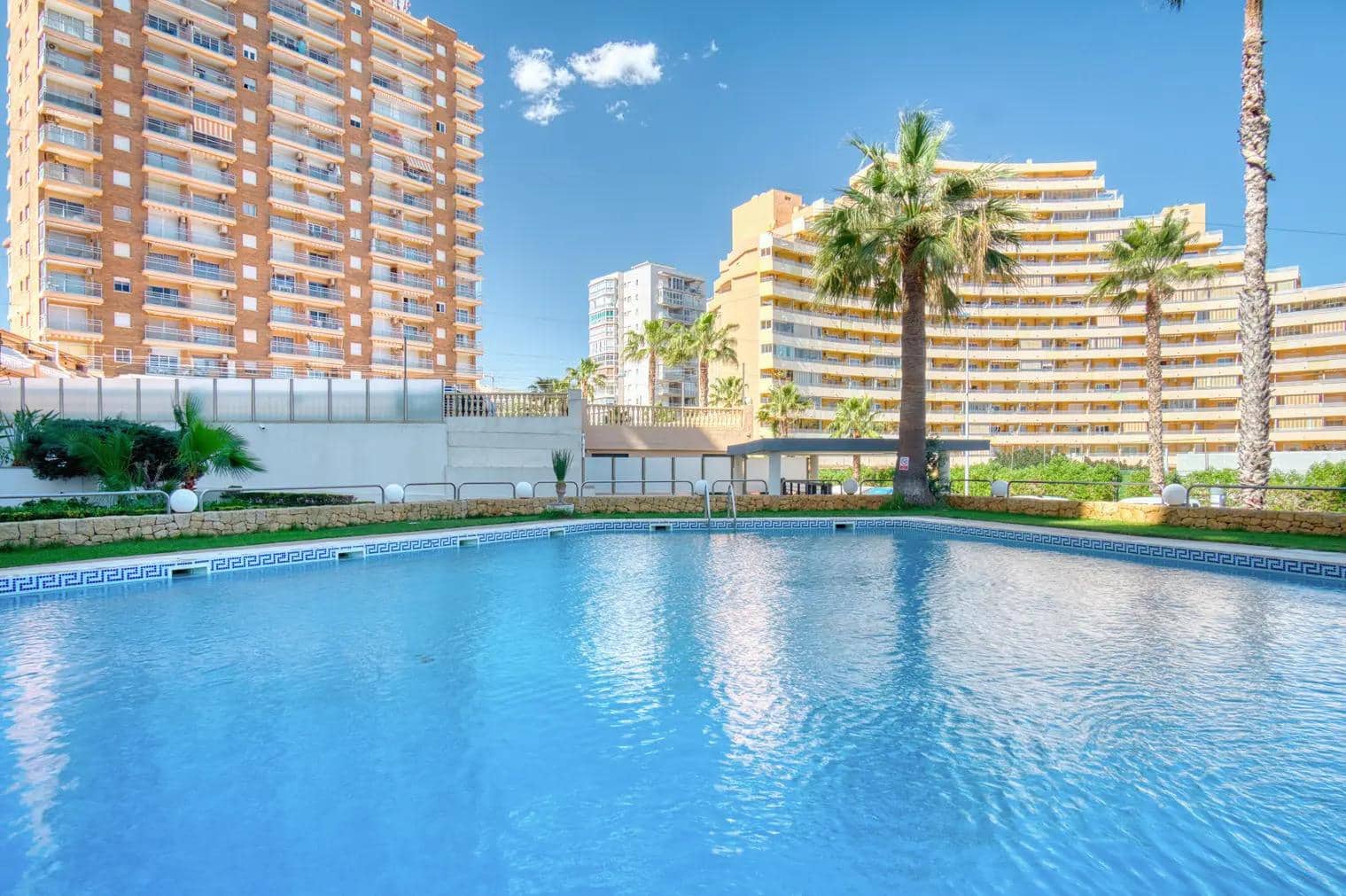 2 bedroom Apartment for rent in Calpe / Calp - € 1,600 (Ref: 9491305)