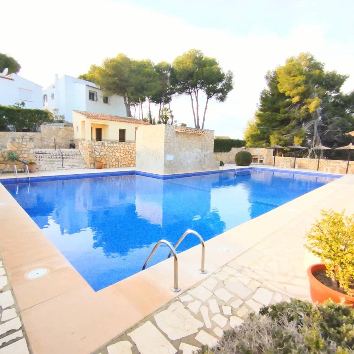 1 bedroom Bungalow for sale in Moraira with pool - € 240,000 (Ref: 9502340)