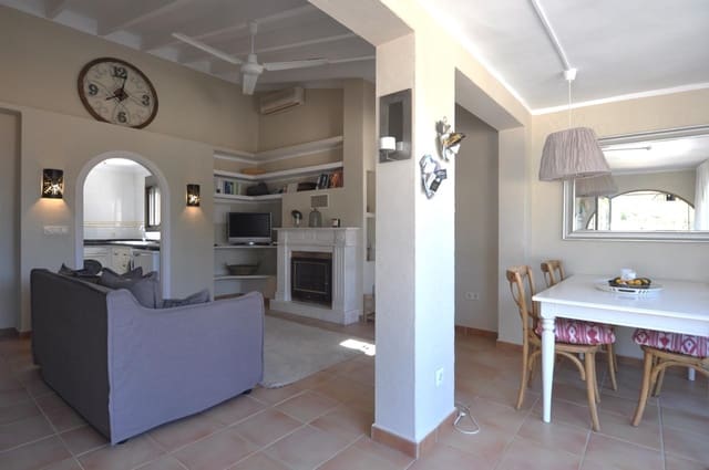 1 sovrum Bungalow till salu i Moraira, Teulada-Moraira med pool - 239 000 € (Ref: 9502340)