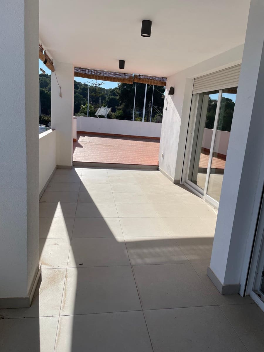 Ático de 2 habitaciones en Moraira en alquiler - 1.600 € (Ref: 9513390)