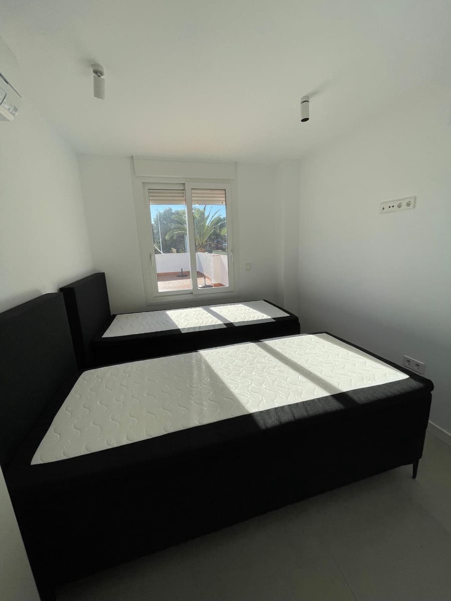 Ático de 2 habitaciones en Moraira en alquiler - 1.600 € (Ref: 9513390)