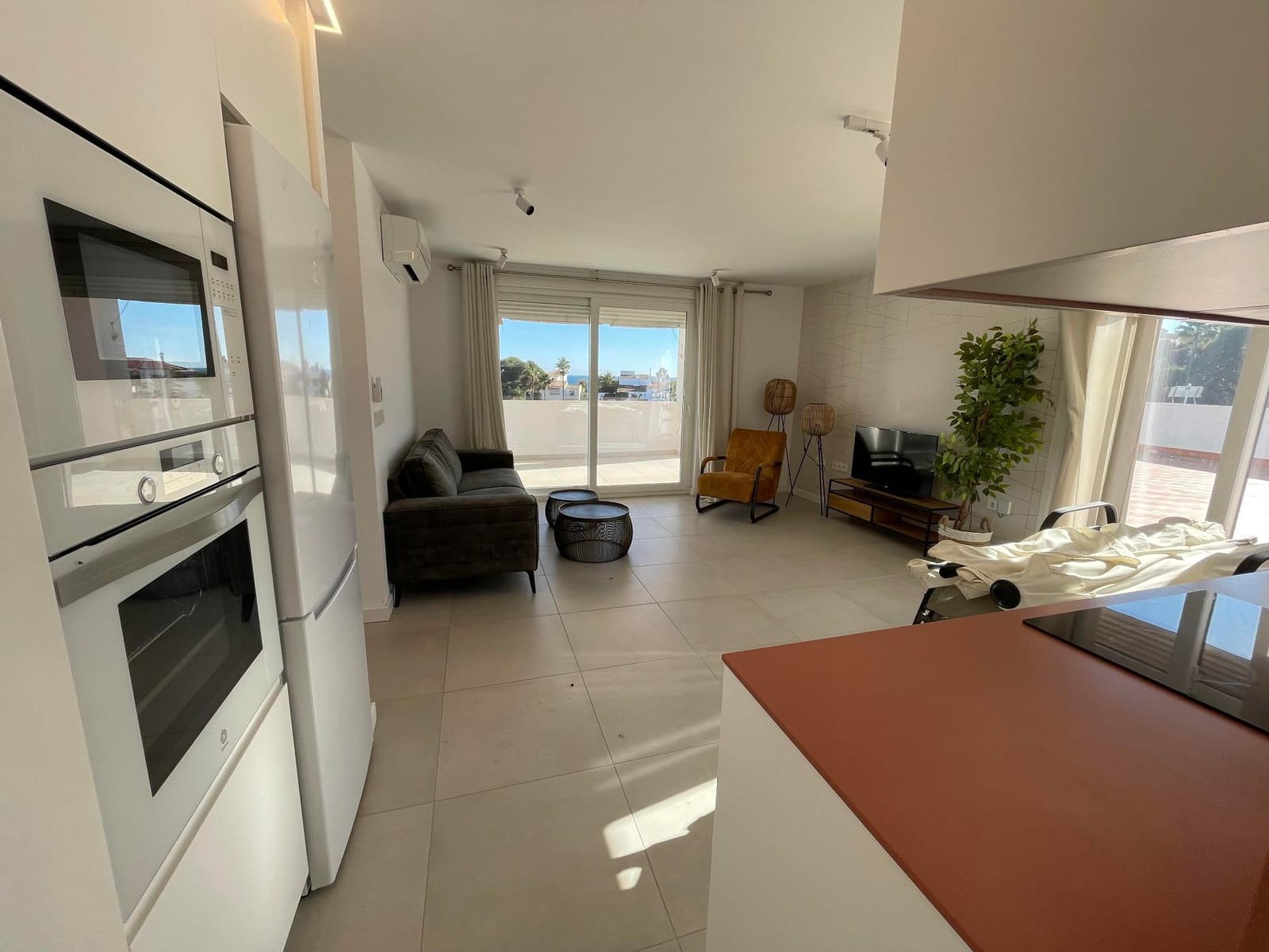 Ático de 2 habitaciones en Moraira en alquiler - 1.600 € (Ref: 9513390)