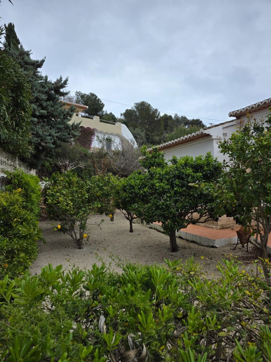 Chalet de 3 habitaciones en Moraira en venta con garaje - 695.000 € (Ref: 9719900)