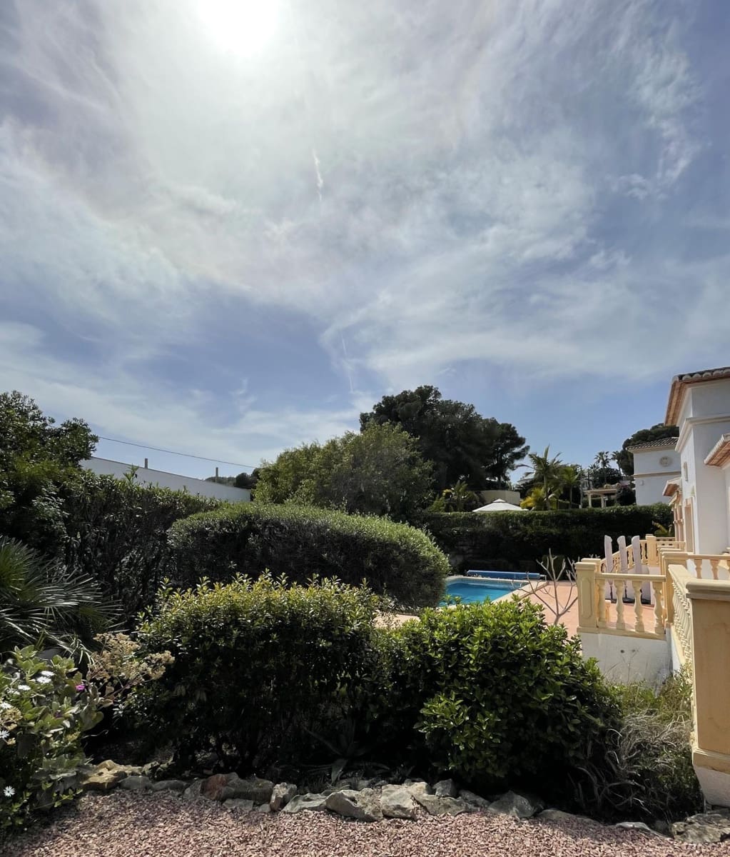3 soveværelse Villa til salg i Moraira med garage - € 695.000 (Ref: 9719900)
