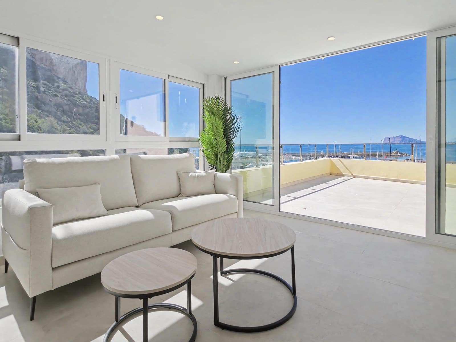 Lägenhet till salu i Calpe / Calp med garage - 690 000 € (Ref: 9721678)