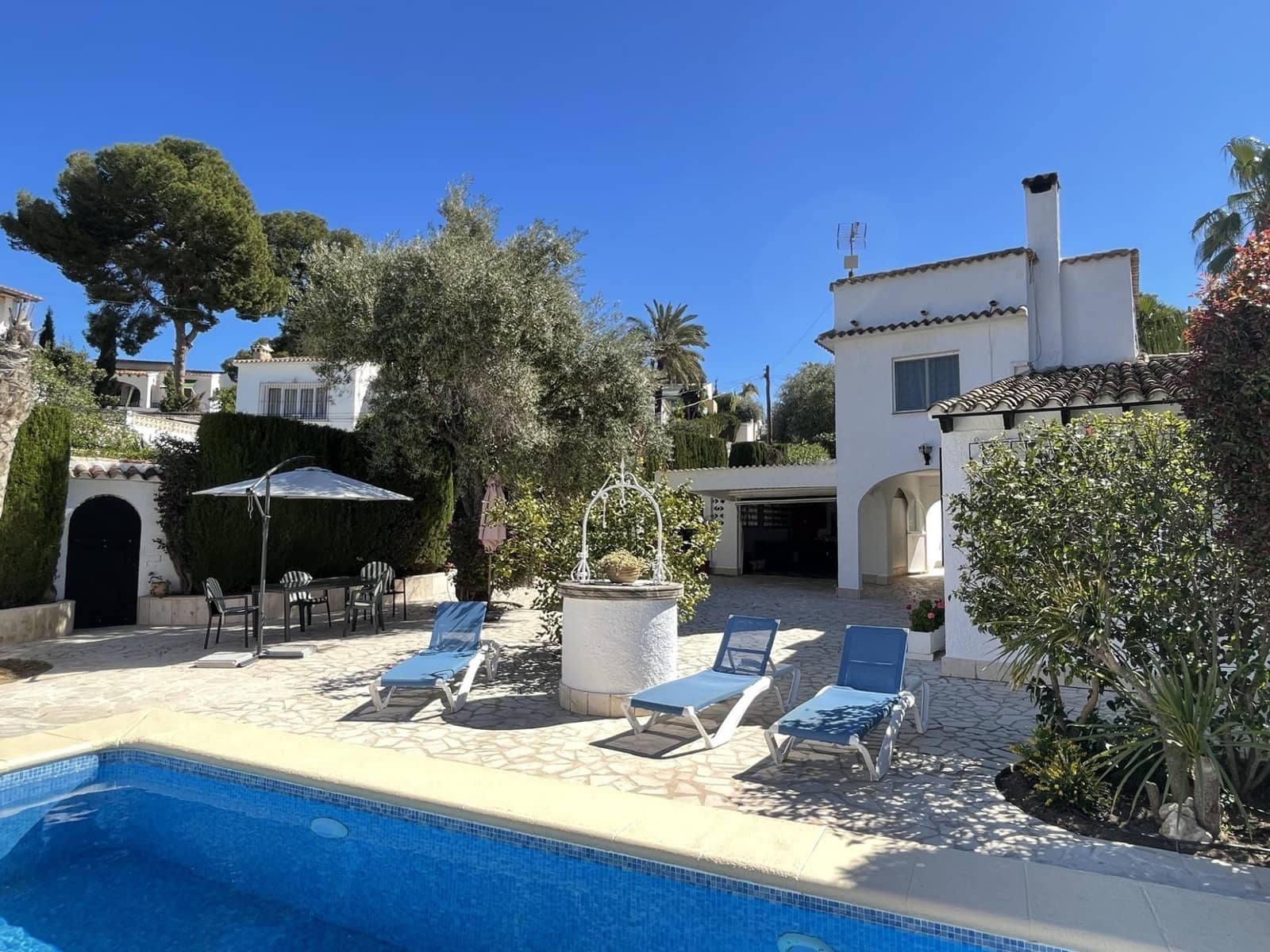 4 sovrum Villa till salu i Moraira med pool garage - 850 000 € (Ref: 9738541)