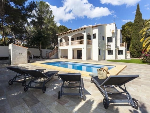 6 makuuhuone Huvila vuokrattavana paikassa Moraira, Teulada-Moraira mukana uima-altaan - 3 000 € (Ref: 9913159)