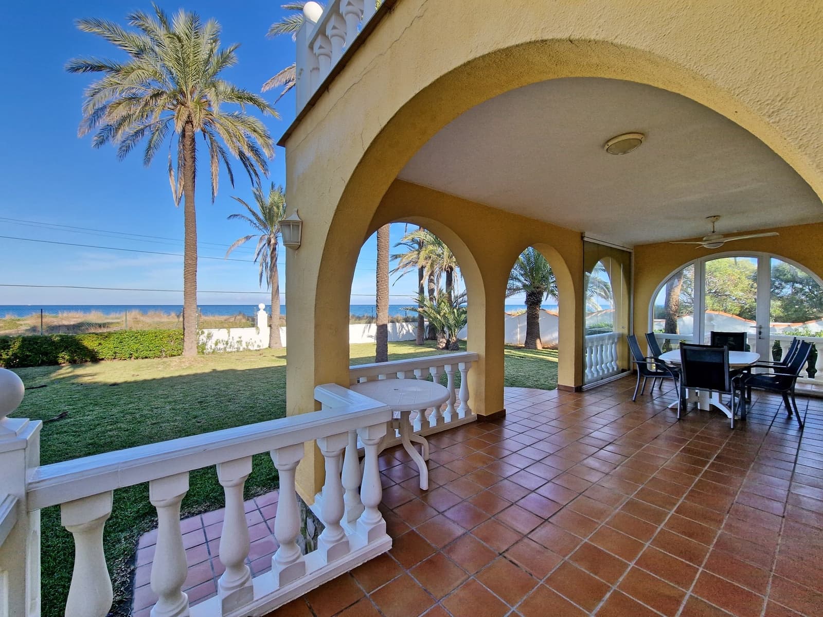 4 bedroom Villa for sale in Denia with pool garage - € 1,950,000 (Ref: 7363499)